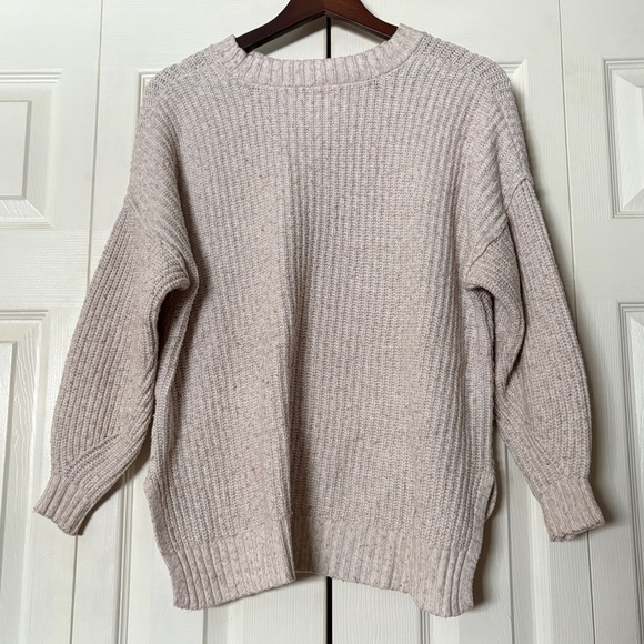American Eagle Oversized Cream Knit Sweater - Picture 2 of 8